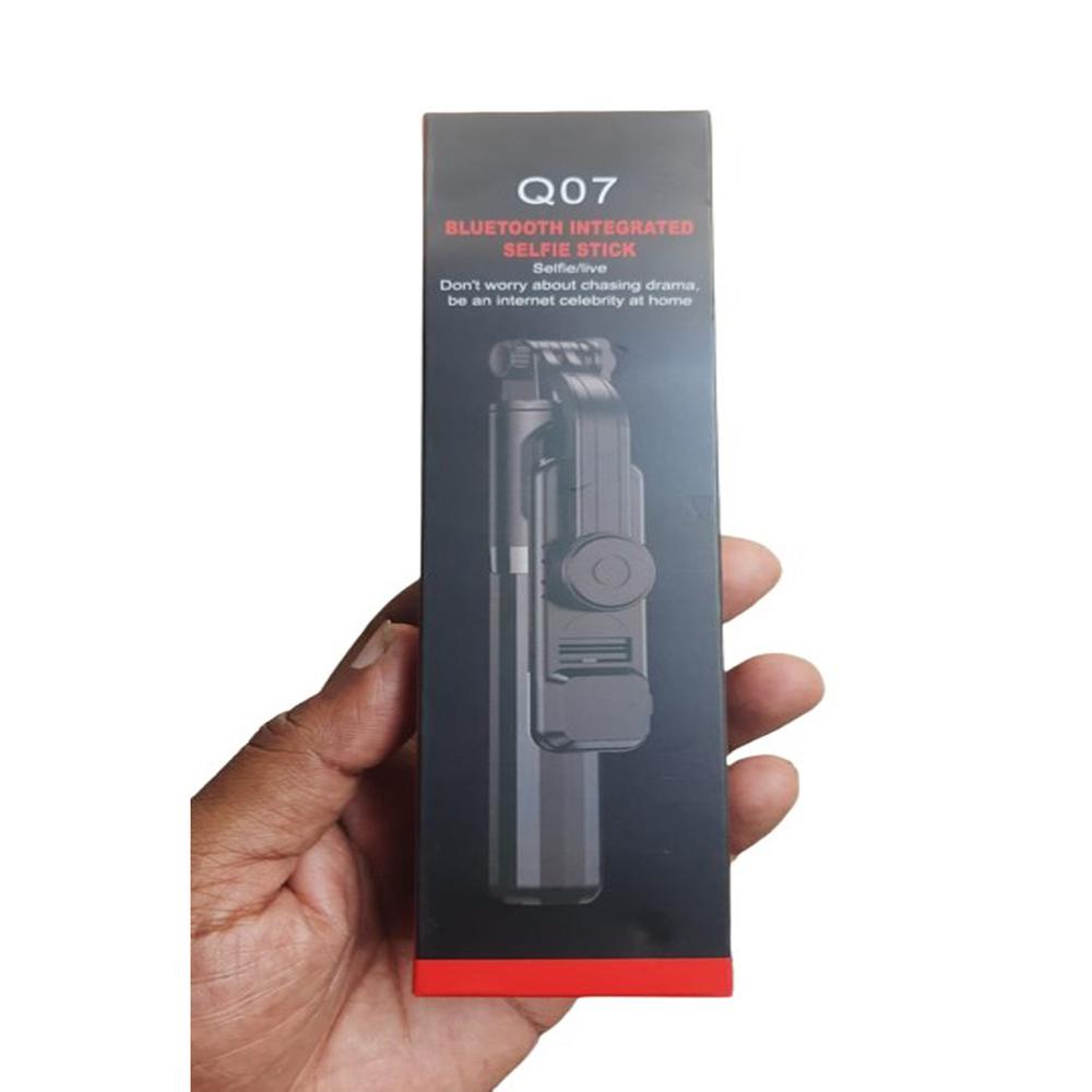 Q07 Selfie Stick Foldable Mini Tripod with Fill Light Bluetooth Remote Shutter Retractable Rod for Phone